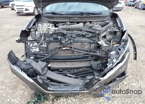 2017 Nissan Rogue Sv z USA, uszkodzony, nr VIN KNMAT2MVXHP584391